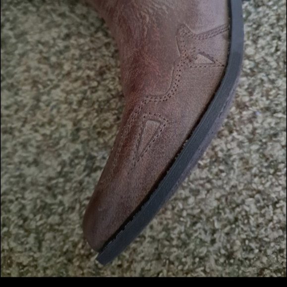 Coconuts by Matisse cimmaron brown and cream pointed Toe boots - Picture 8 of 11